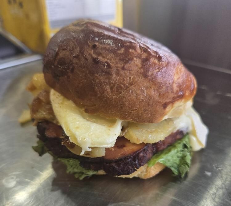 Foodtruck Aux P'tits Cailloux burger du moment février